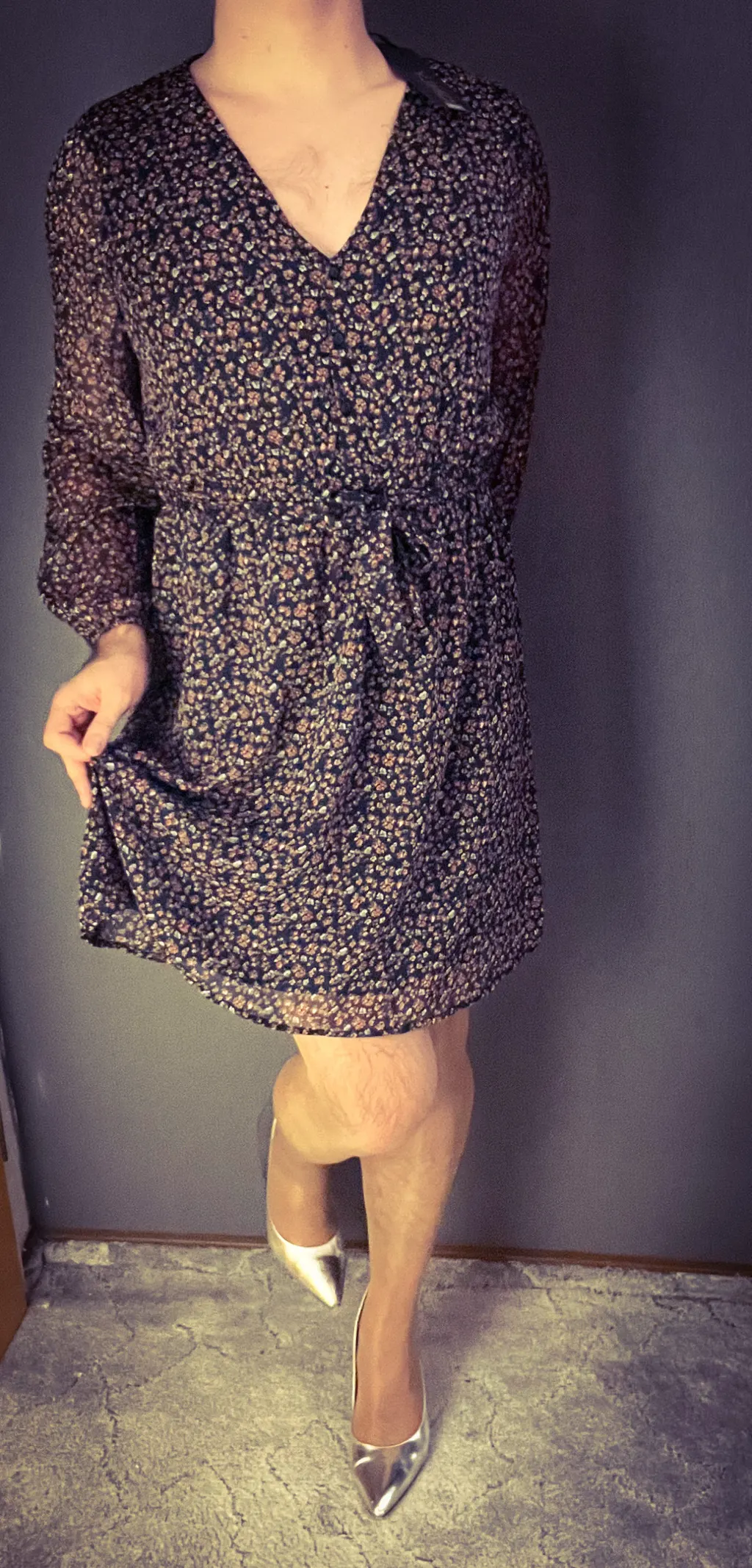 Mann in elegantem Kleid